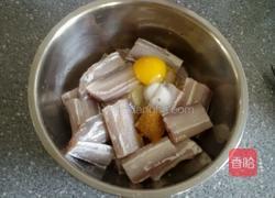 干炸脆皮带鱼块的做法图解2