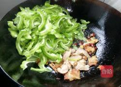 苦瓜炒肉的做法图解5