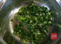 虾仁鸡蛋卷的做法图解3