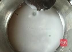 虾仁鸡蛋卷的做法图解4