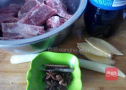 可乐排骨的做法图解1