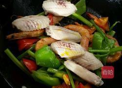 香辣翅中虾的做法图解8