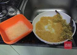 金虾牛肉芝士披萨。 的做法图解3