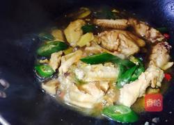 大盘黄焖鸡翅的做法图解4