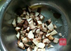 西红柿香菇面的做法图解2