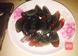 姜汁松花蛋的做法图解1