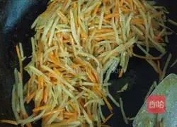 Illustration of how to make egg-filled cake 3