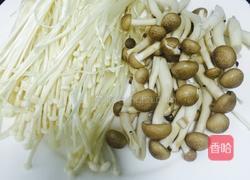 菌菇鲜虾大酱汤的做法图解3