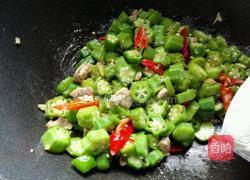 秋葵小炒肉的做法图解10