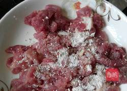 洋葱炒瘦肉的做法图解3