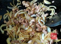 洋葱炒瘦肉的做法图解6