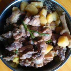 土豆焖老鸡的做法[图]