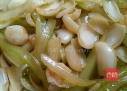 西芹炒百合的做法图解6