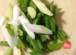 胡萝卜炒黄豆芽的做法图解4