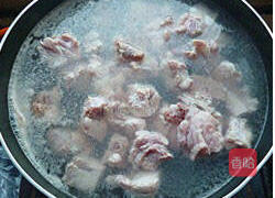 可乐排骨的做法图解2