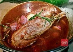 红酒烩羊腱子配蒜香土豆泥及时蔬的做法图解3