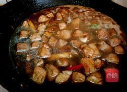 红烧肉炖土豆的做法图解6