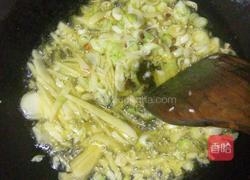 素炒木耳胡萝卜的做法图解4