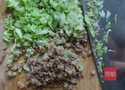 包菜牛肉鸡蛋羹的做法图解1