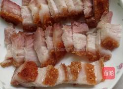 清蒸葱香肉的做法图解1