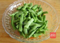 豆角焖面的做法图解3