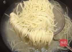 番茄肉末意大利面的做法图解2