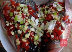 剁椒鱼头的做法图解3