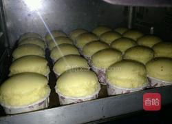 迷你纸杯蛋糕的做法图解8