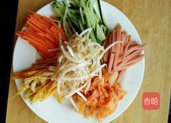 石锅拌饭的做法图解1