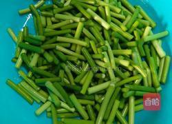 蒜苔炒肉丝的做法图解4