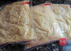 蕃茄酱拌拉面（儿童版本）的做法图解3