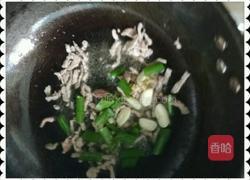 牛肉丝烧茄子的做法图解6