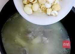 薯仔莲子猪排骨的做法图解5