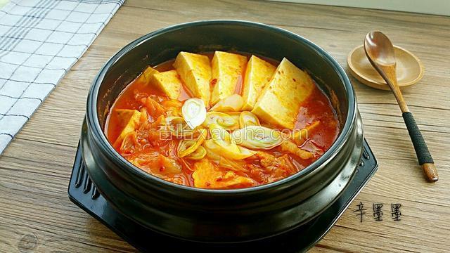 辣白菜豆腐汤