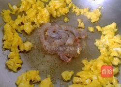 虾仁儿炒饭的做法图解8
