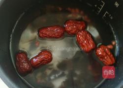 木耳红枣粥的做法图解3