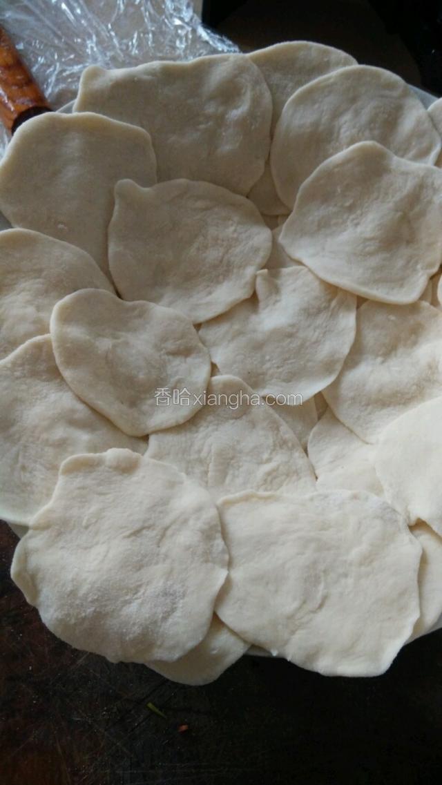 杆成饺子皮