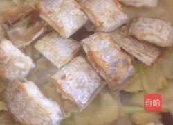 香煎带鱼焖咸菜的做法图解7