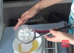 抹茶猕猴桃斑戟的做法图解1
