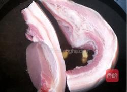 蒜香回锅肉的做法图解1