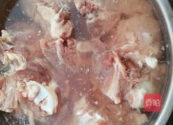 酱大骨头的做法图解1