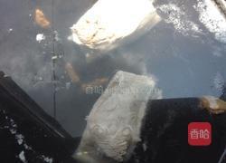 洋葱木耳炒肉的做法图解1