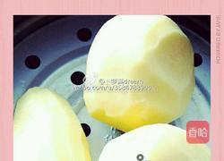 笑脸土豆饼的做法图解1