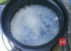 椰汁西米露的做法图解1