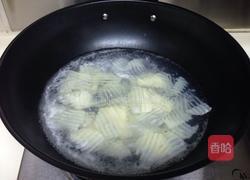 香肠煎土豆的做法图解3
