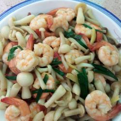 虾球炒双姑的做法[图]