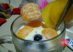 水果牛奶冰激凌的做法图解1