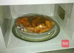 金瓜焗咸蛋黄的做法图解3