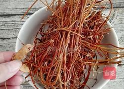 鸡骨草炖猪心汤的做法图解4