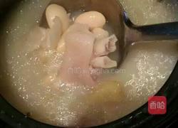 芸豆猪蹄汤的做法图解2
